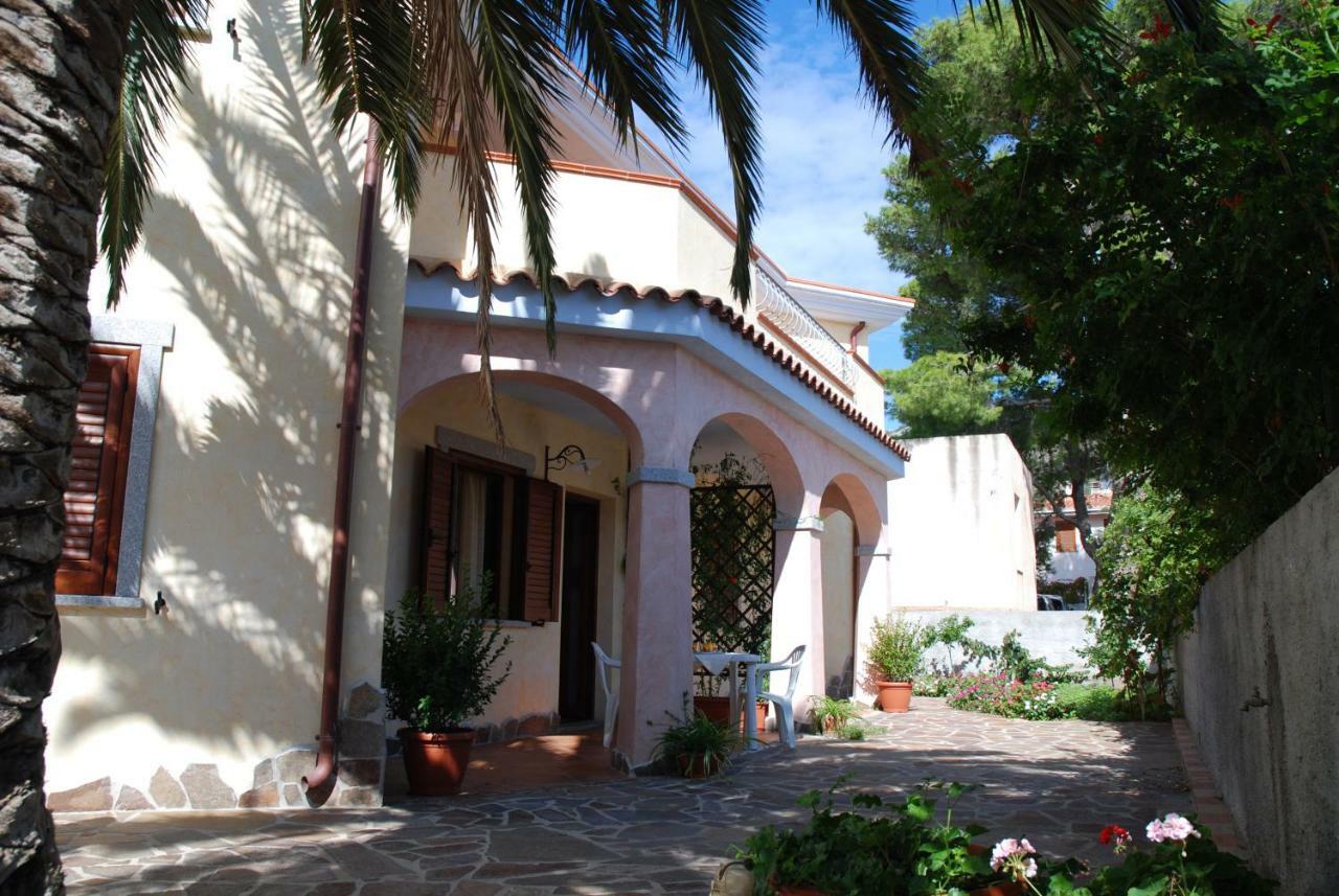 カーラゴノネCasa In Riva Al Mareアパートメント エクステリア 写真