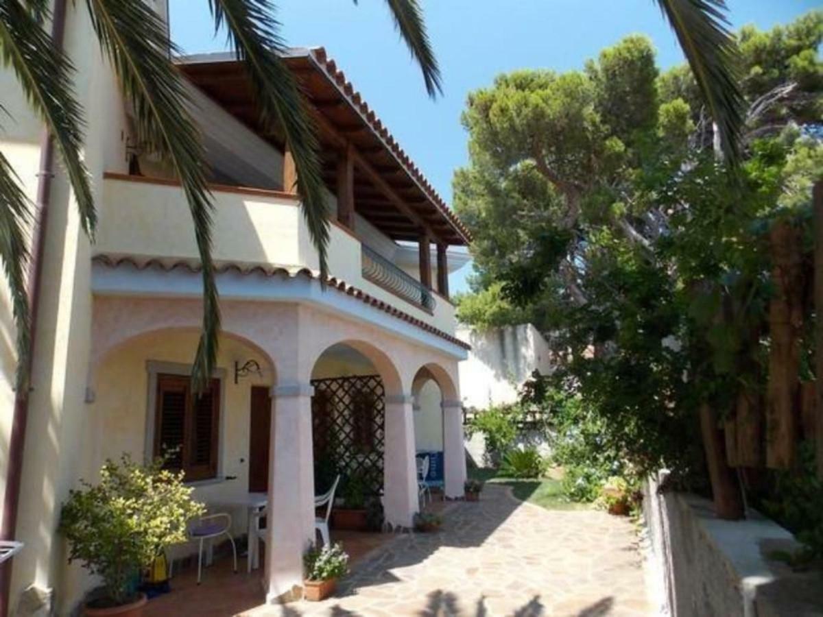 カーラゴノネCasa In Riva Al Mareアパートメント エクステリア 写真